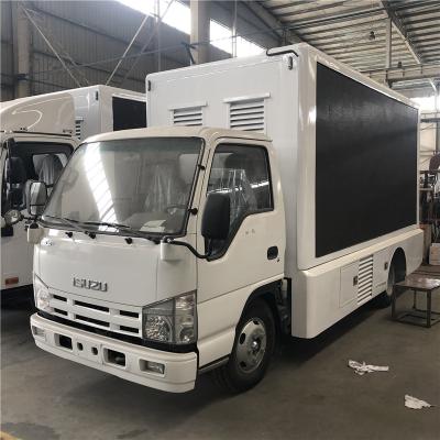 China 4X2 ISUZU 3 SIDES P5 LED DISPLAY TRUCK ADVERTISING TRUCK FOR PROMOTION for sale