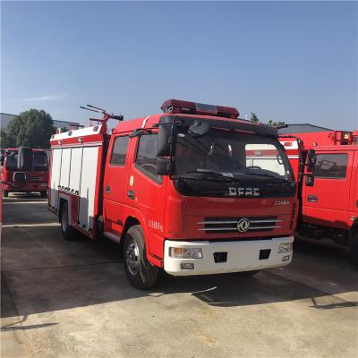 China 4X2 EURO 3 DONGFENG 4 TONAS RHD LHD Bombeiros Caminhões Bombeiros à venda