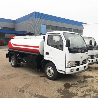 China 4X2 DONGFENG RHD LHD EURO 3 DIESEL 5CBM Caminhão-tanque de combustível Caminhão-tanque de combustível à venda