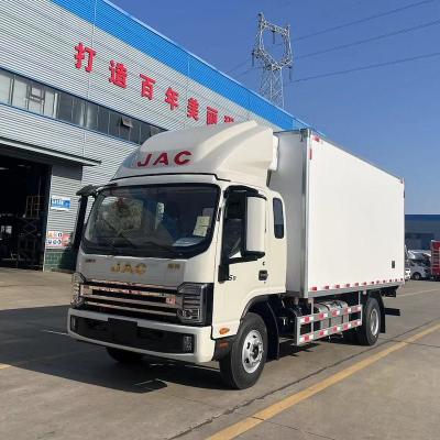 China 8-10 Ton Capacity JAC S9 Refrigerated Truck With 5.2m Refrigerated Box for sale