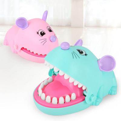 China ABS Plastic Fun 1-3 Decompression Trick Toy Mouse Bite Finger Toy for sale