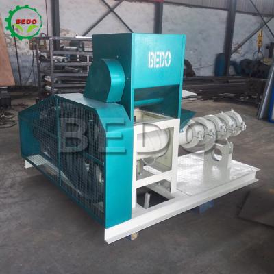 China 2300kg  Soybean Extrusion Machine 380V 50HZ 3 Phase  Fish Feed Making Machine for sale