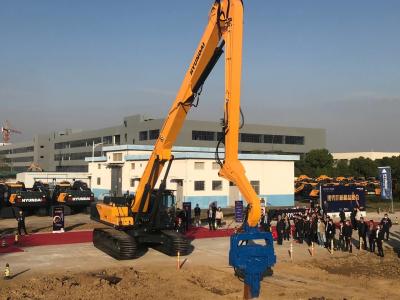 China Hyundai-Bagger Vibro Hammer für Tiefe der Spundwand-15m zu verkaufen