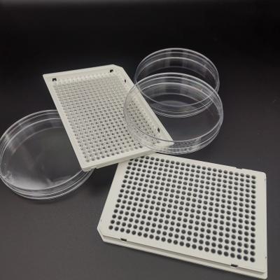 China Wegwerf- medizinische Verbrauchsmaterialien 48 gut transparentes Wegwerf-Petri Dish TCT 50pcs zu verkaufen