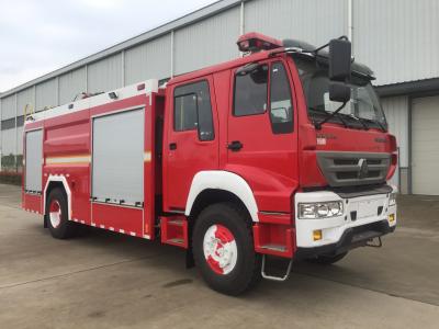 China Van het het Waterschuim van de Howo Rode Kleur de Brandweerwagen 196kw 6 Ton met Dubbele Cabine Te koop