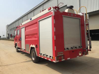 China De Vrachtwagen van de het Schuimbrand van ISUZU 139KW, Mini de Brandmotor van 4x2 4000L met Schuimwater Te koop