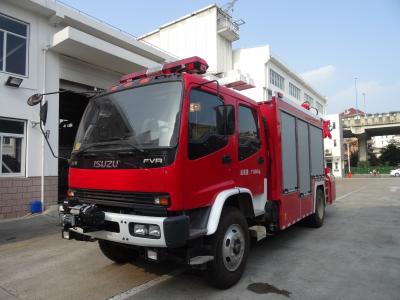 China ISUZU 240HP Leichtes Rettungs-Feuerwehrauto 6 Räder mit 5-Tonnen-Kran zu verkaufen