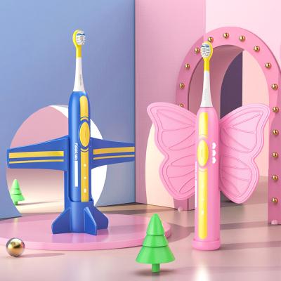 China 2022 FOSOO Household Hotel Toothbrush Kids Electric Toothbrush Cartoon Rechargeable Smart Toothbrush For Kids Age 3+ for sale