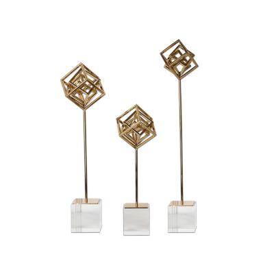 China Modern Hot Sale Home Decorations Metal Square Decoration With Crystal Base Pieces Home Decoration Item for sale