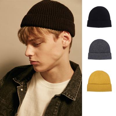 China COMMON skull caps for men simply mask high quality colors shape outdoor thick hat knitted winter skull cap for sale