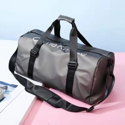 China Outdoor Sports Gym Bags Outdoor Gym Equipment Sports Multiple Color Luggage Travel Gym Bag for sale