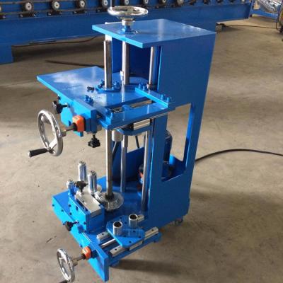 China Building Material Stores Movable Position Seam Curving Machine Portable Curving Machine For Roof Panel for sale