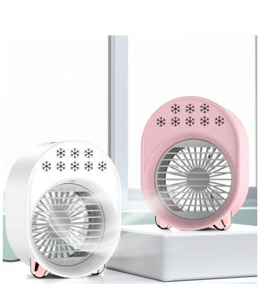 China Hotel Product Portable Mini Colorful Lights Spray Fans Mute Water Cooled Cooling for sale