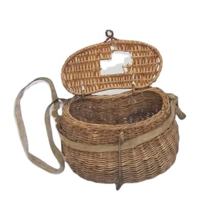 China Europe old vintage wicker basket fish wicker basket wicker fishing vintage fishing basket for sale