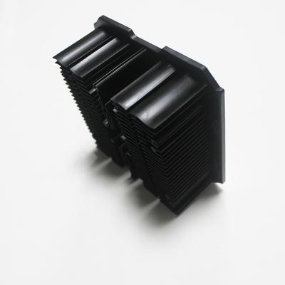 Chine Radiateur de forge froid d'oxydation anodique en noir pour la largeur 150mm d'éclairage de LED à vendre