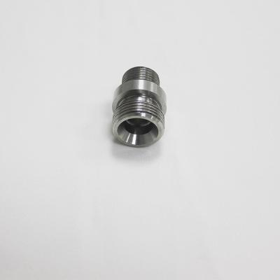 China SUS304 alrededor del tornillo de equipo de las piezas del torno del CNC de la precisión de la barra que trabaja a máquina en venta