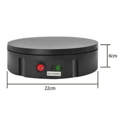 China Black 22cm Eco-friendly 360 Degree Smart Electric Turntable With Photography Display Turntable Remote Charging 150V for sale