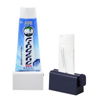 China Wholesale Viable Rolling Turn Detergent Hand Cream and Toothpaste Tube Facial Squeezer Toothpaste Squeezer for sale