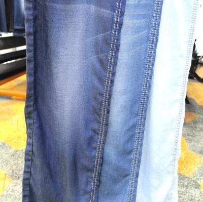 China Fabrica de denim ligera y suave para prendas de vestir en venta