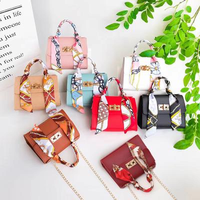 China High Quality PU Fashion Scarf Silk Designer Messenger High Quality Crossbody Bag Small Square Pack Shoulder Bag for sale