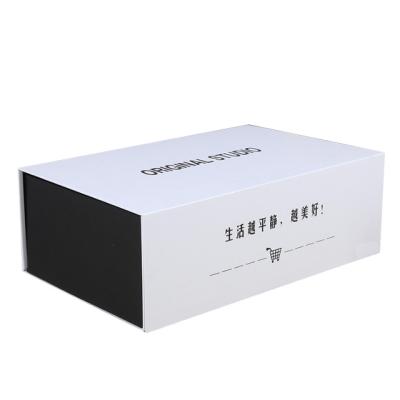 China Recyclable High Quality Wholesale Customized Paper Gift Box Customized Paper Box With Magnetic Closure for sale