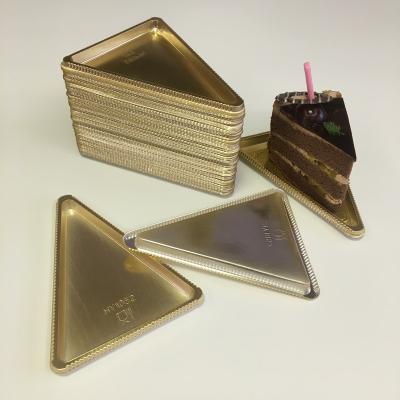 China Wholesale Disposable Food Grade Plastic Triangle Free Sample Tray Dessert Cake Gold Plastic Box for sale