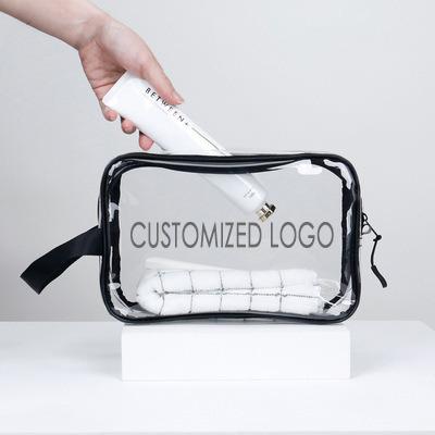 China Fashion Large Capacity Outdoor Gym Travel Cosmetic Bag Light PVC Custom Made Clear Waterproof Portable Makeup Bag for sale