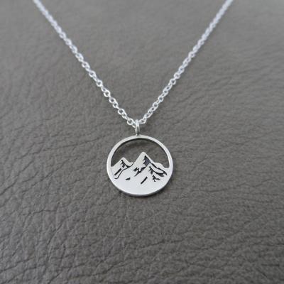 China FASHIONABLE Mountain Shape Iceberg Sterling Kleine Bergketting Berg Stainless Steel Necklace Jewelry for sale