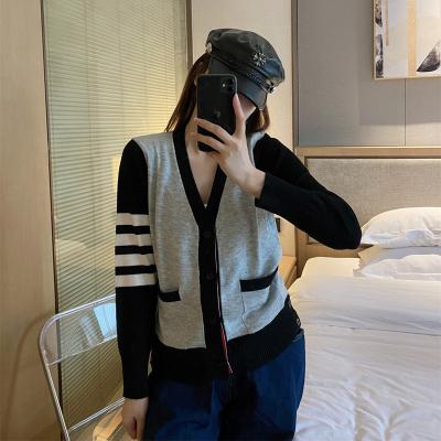 China Latest Anti-wrinkle Custom Fall Fashion Thin Knit Top Women Casual Cardigan With Pocket for sale