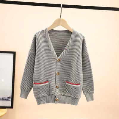 China 2021 New Arrived Anti-wrinkle Cotton V-neck Gentleman's Cardigan Children's Knitted Sweater Small for sale