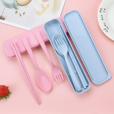 China 2021 Wholesale Viable Cheap Reusable Travel Maker Plastic Cutlery Set Camping Eco Friendly Wheat Straw Fiber Cutlery With Box for sale