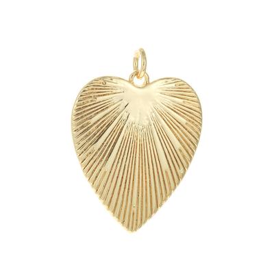 China FASHIONABLE New Arrival 18k Gold Plated Pendant Necklace Heart Charms For Jewelry Making for sale