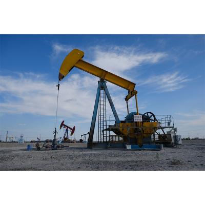 China energy & Crank Balance Mining Oil Well Field Sucker Rod Pumping Device Beam Running Type Height for sale