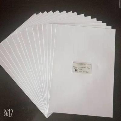 China Papel de fijación de 100 gm-200 gm Papel de arte HuaTai en paquete de rebanada/rollo para revestimiento en venta