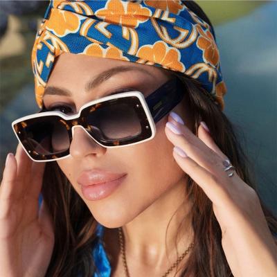 China Fashion Frame Logo Vintage Sunglasses Custom Printing Square Leg UV400 Lmamba Frame Modern Women Elegant Wide Thick Sun Glasses for sale