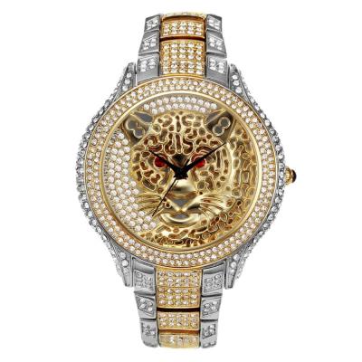 China Dropshipping Tiger Watch Red Gemstone Eye 2021 Terror Gold Waterproof Men Watch Luxury Brand Full Paved Thin Stones Watch With Box New Te koop