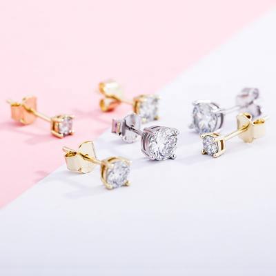 中国 Hiphop 2021 New Top Luxury 5/6.5/8MM 0.1-0.5 Carat D Color Moissanite Earrings 925 Sterling Silver Jewelry Women Gift GRA Certificate 販売のため