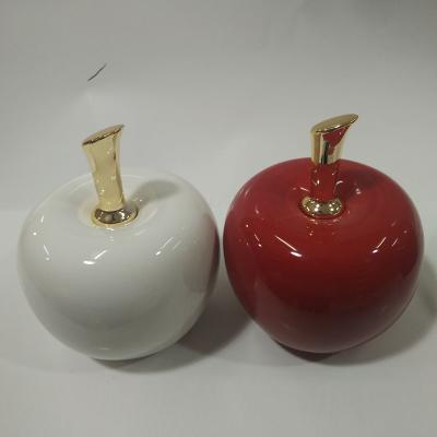 China Eco - Friendly Ceramic Craft Big Red Apple Ornament For Christmas for sale