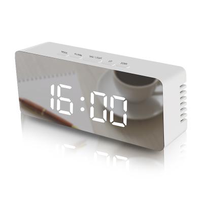 China 12/24 Hour High Quality Multifunctional Led Mirror Clock Mirror Clocks Mirror Clocks Digital Nap Display+Snooze+alarm+mirror New Product Display for sale