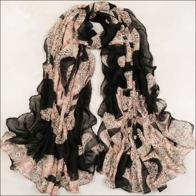 China Wholesale Soft Shawl Chain Vintage Fashion Wrinkled Shawl Lady Pashmina Chiffon Scarf for sale