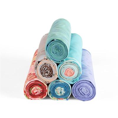 China Custom Printing Slip Suede Microfiber Yoga Towel Waterproof Non-Slip Washable Goods Best Price Non for sale