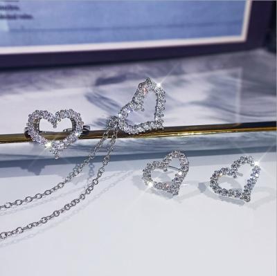 China CLASSIC Hot Classic Heart Cubic Zirconia Jewelry Necklace Earring Set For Ladies Girls Birthday Gift Wholesale for sale