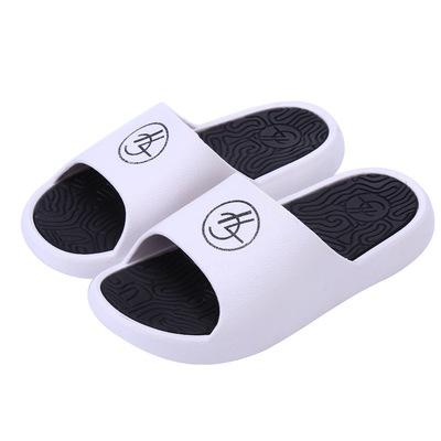 China 2021 New Style Outdoor Sports Basketball Slides Warm Men's Slippers Soft Thick Breathable Soft Bottom Walking Shoes for sale