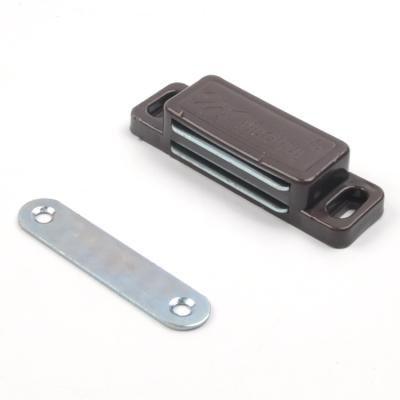 China Modern Hot Selling Plastic Iron Door Catches Magnetic Hook Cabinet Door Latches for sale