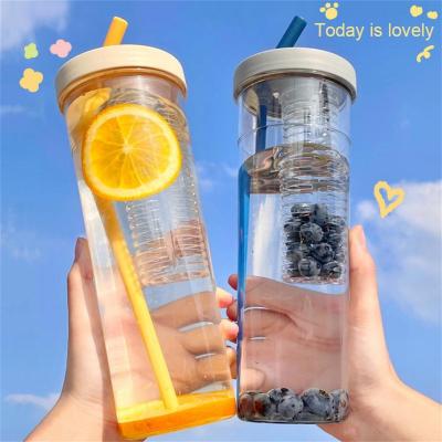 China Sustainable Water Cup Filter 700ml Dry Wet Separation Water Cup For Juice Tea Outdoor Sports Water Cup Drinking Bottle With Collapsible Straw for sale