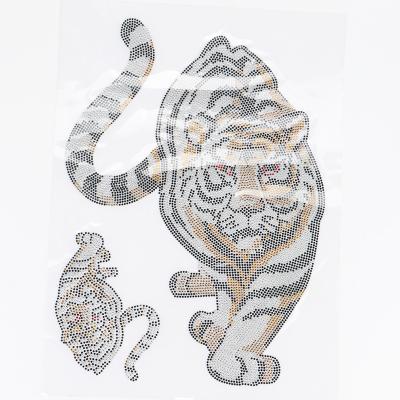 China New Crystal Clear Hotfix Rhinestone Tiger Applique Flatback Rhinestones For Clothing Decoration Sewing for sale