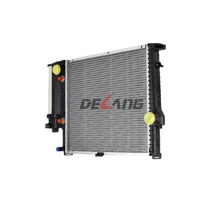 China PA66 GF30 Shanghai OEM quality aluminum pa66 engine auto radiator with oil cooler for BMW 5 E34 M50 and M20 OE No# 17111468469 (DL-B316A) for sale