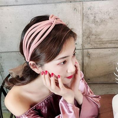 China Women Vintage Korean Sweet Headwrap Makeup Solid Color Twist Circle Hair Band Style Edge Hair Band Fashion Wide Hair Accessory for sale