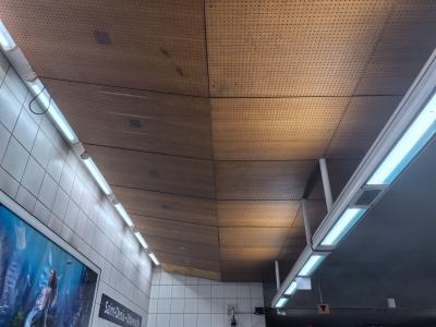 China 16/16/8mm Ceiling Wooden Oak Veneer Perforated Acoustic Panel Timber Soundproof Board for sale