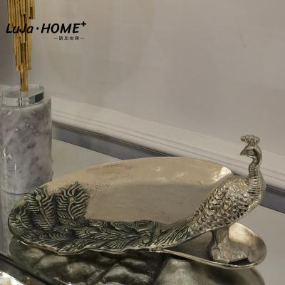 China Wholesale Price New Arrival Large Decorative Serving Platter Metaltray Peacock Viable Luxury Food Serving Tray Luxury for sale